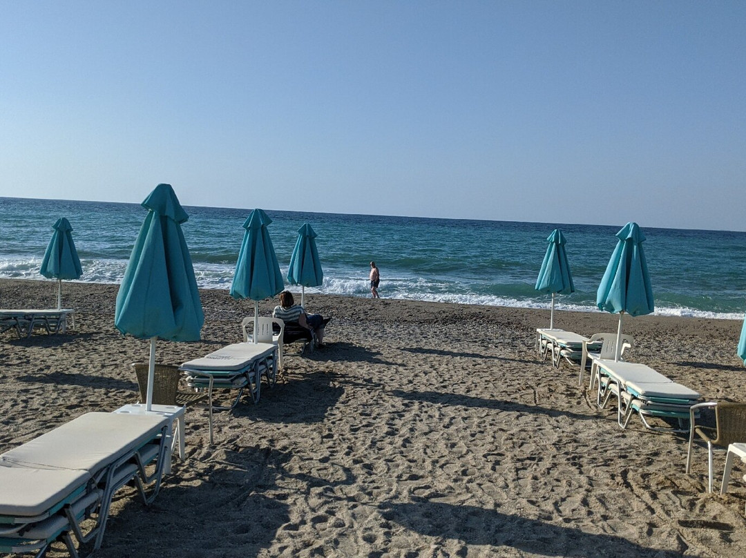 Golden Beach Hotel主图