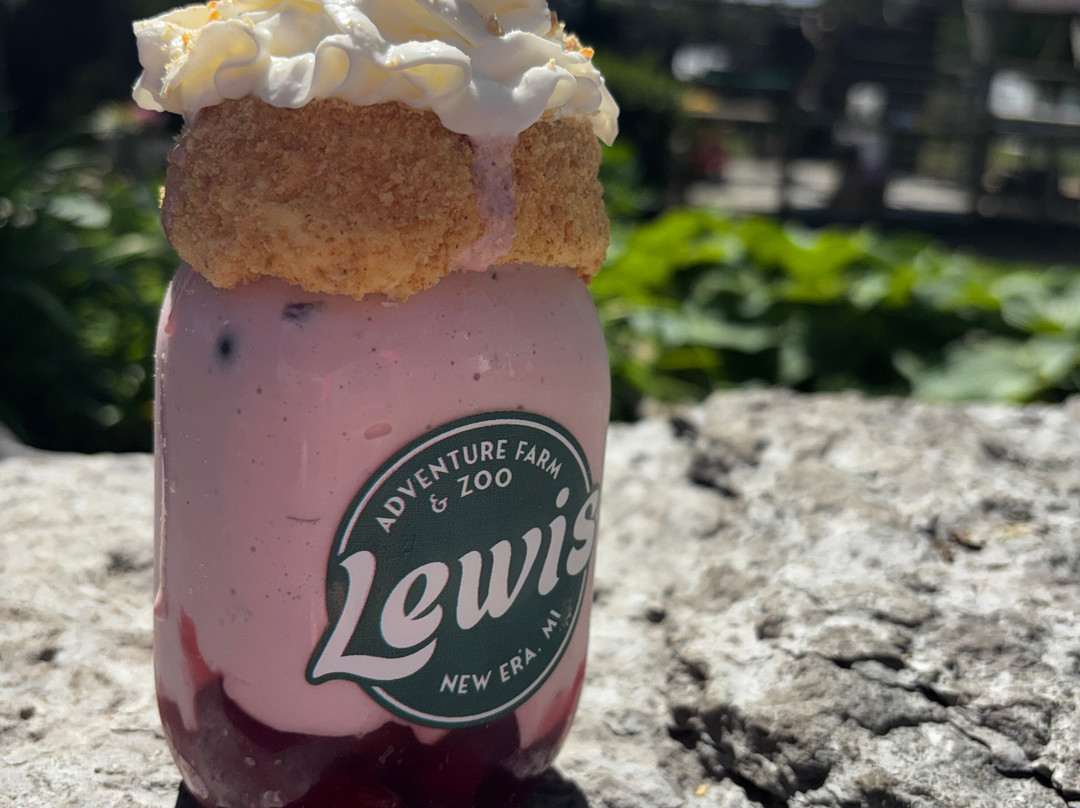 Lewis Adventure Farm & Zoo-New Era必去景点