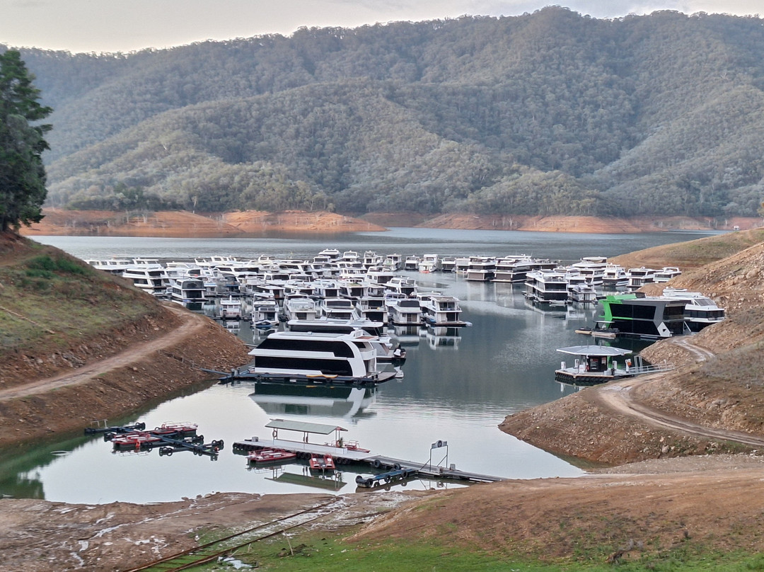 Lake Eildon Hotel