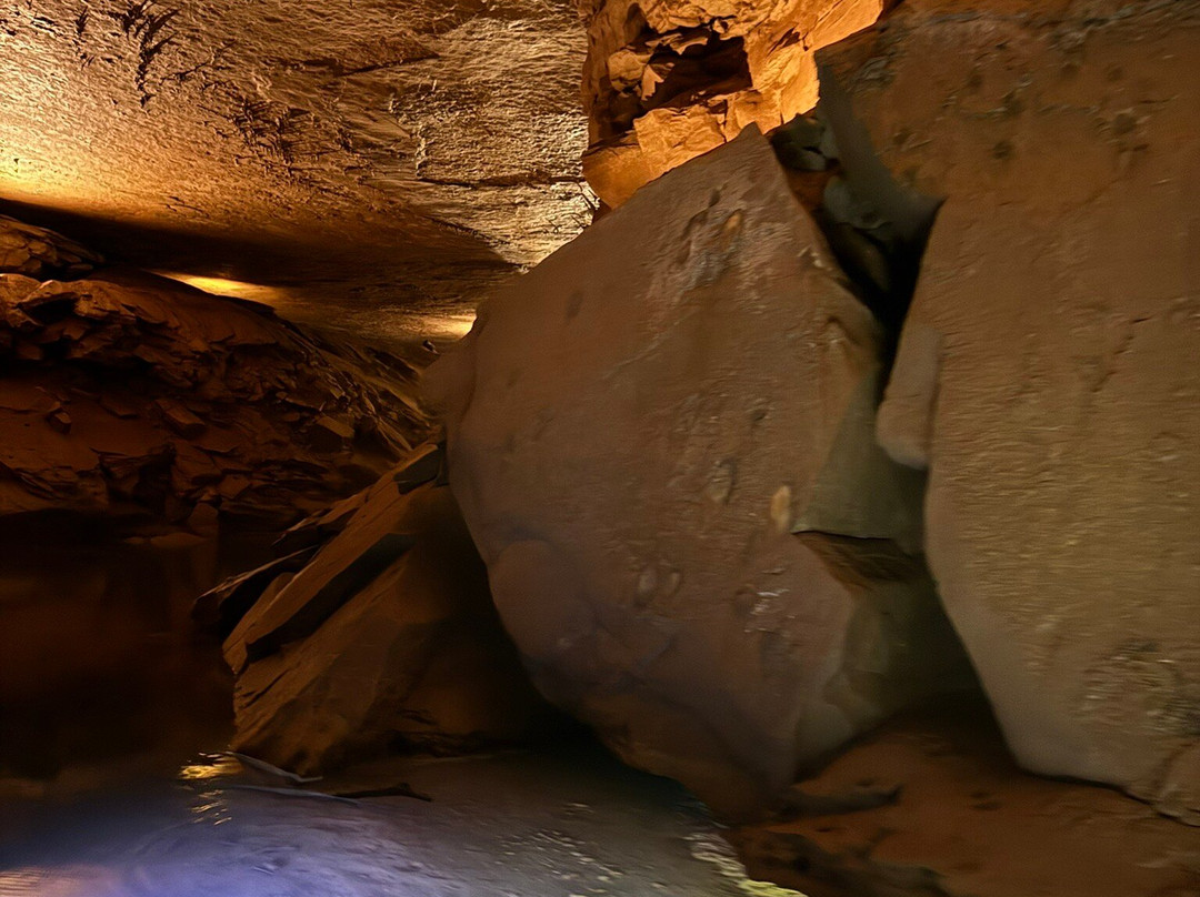 Lost River Cave-鲍灵格林必去景点