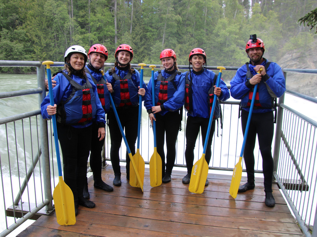 Mount Robson Whitewater Rafting Co.-维尔蒙特必去景点