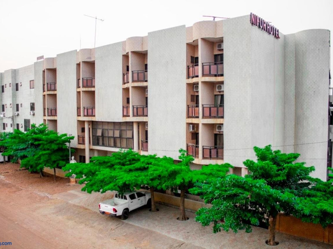 Nifur Hotel