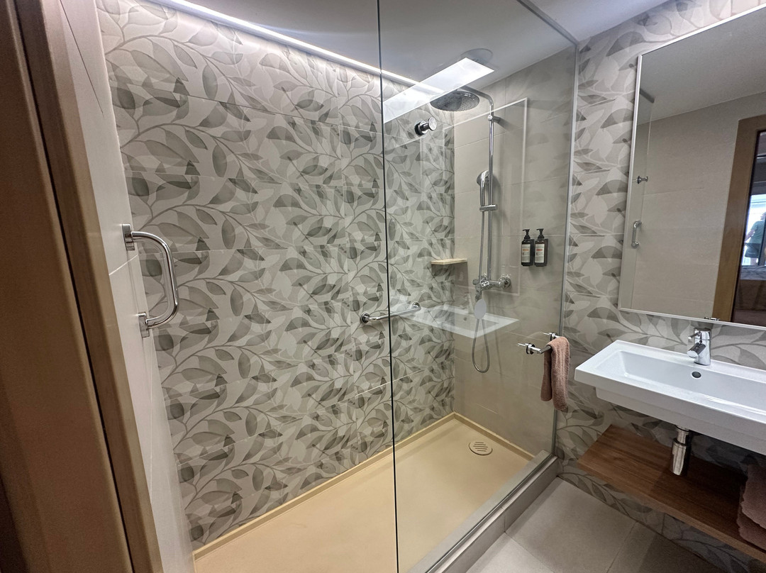 尼哥瑞尔全包悦宜湾酒店主图