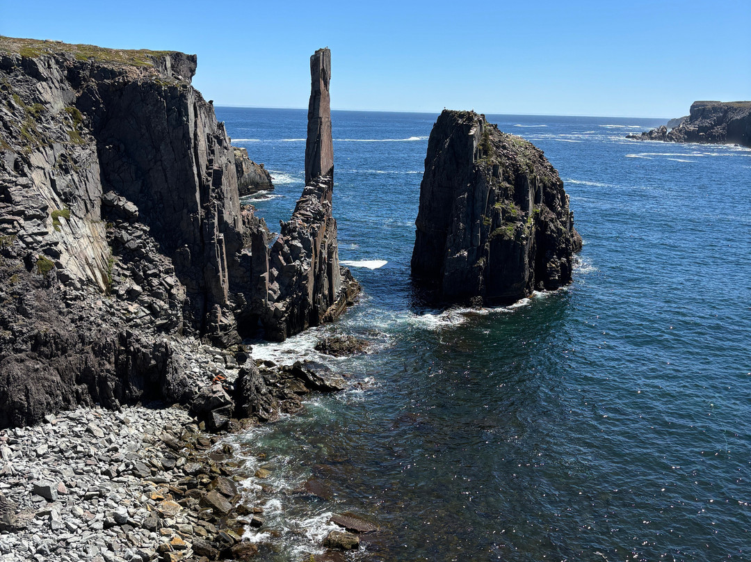 Spillars Cove - The Chimney-Bonavista必去景点