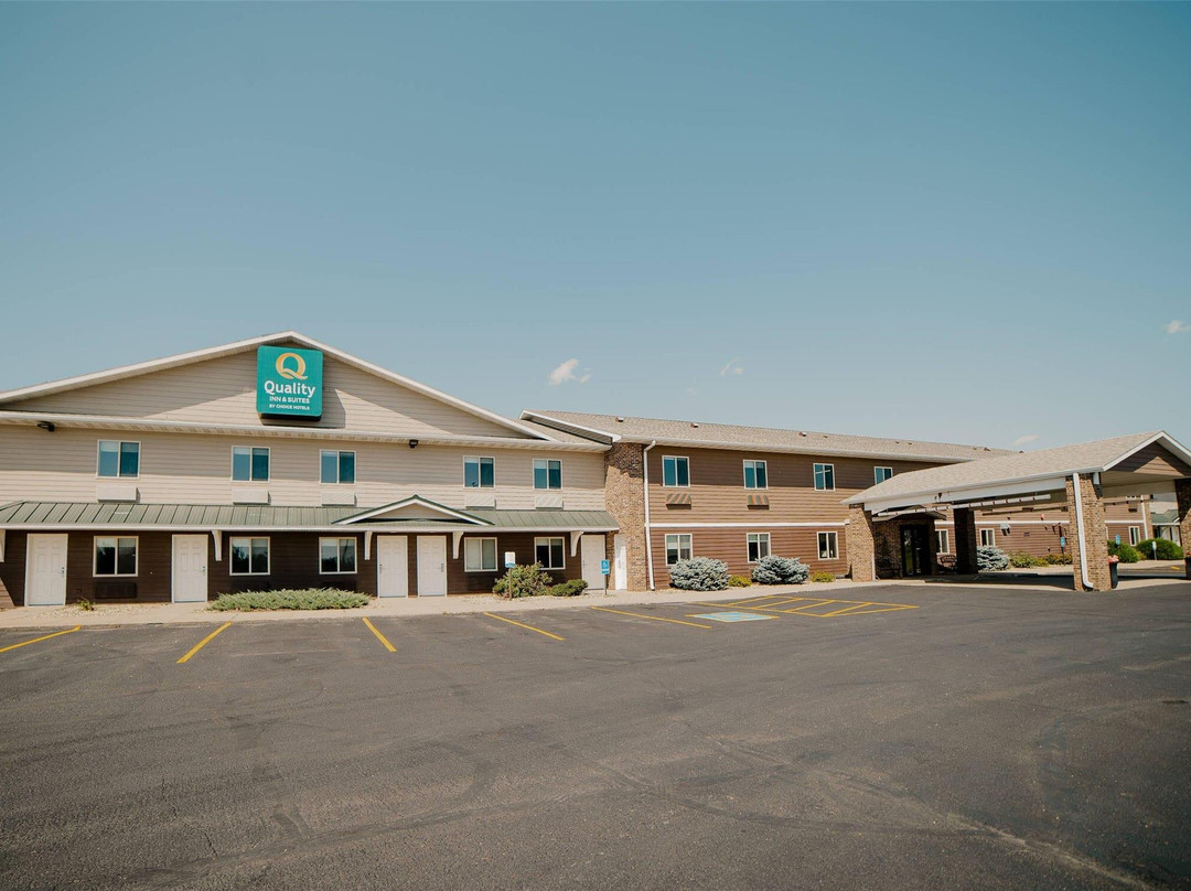 Summit酒店住宿-Quality Inn & Suites