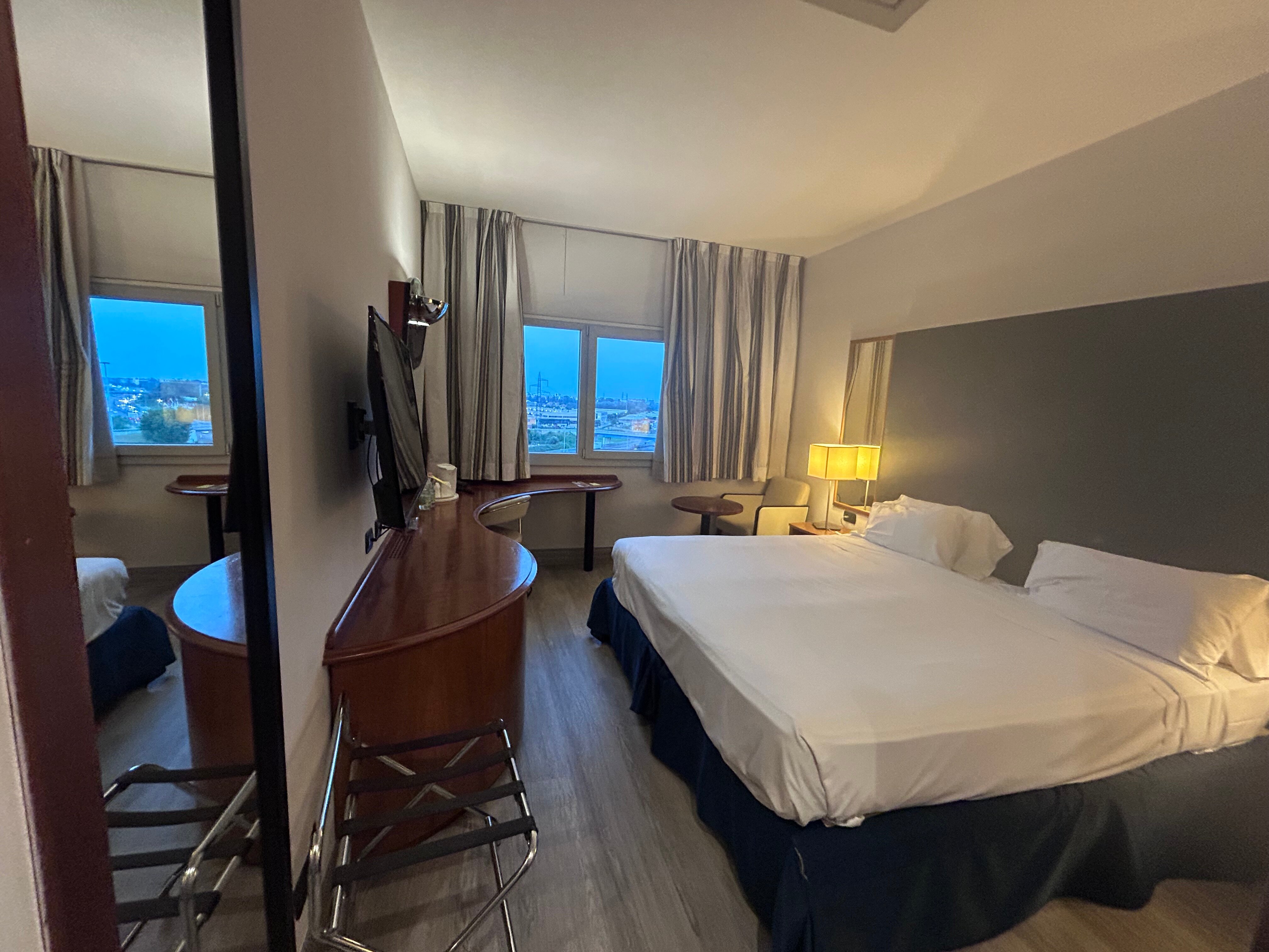 米兰阿萨戈假日酒店-旅行者