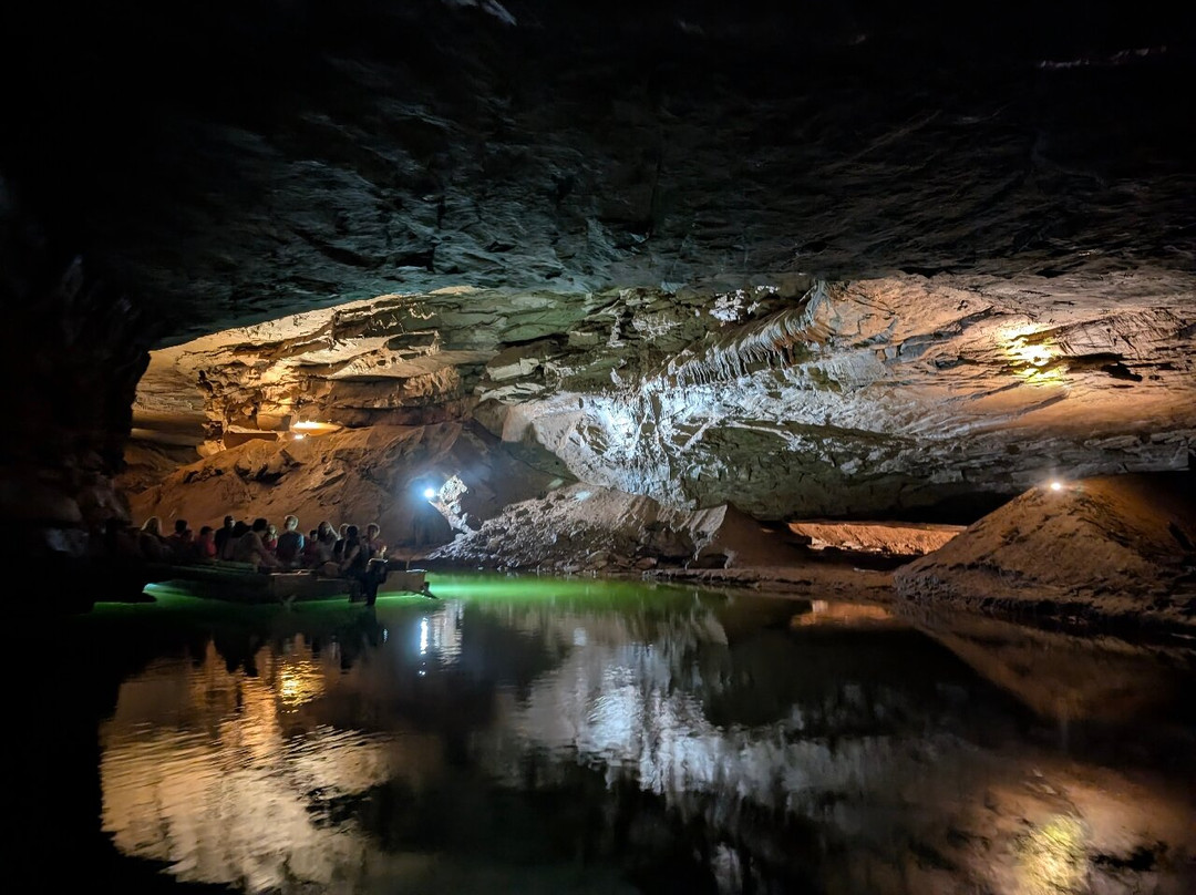 Lost River Cave-鲍灵格林必去景点