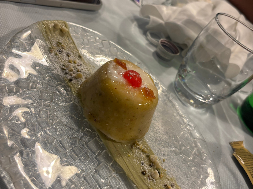 尤尼酒店主图