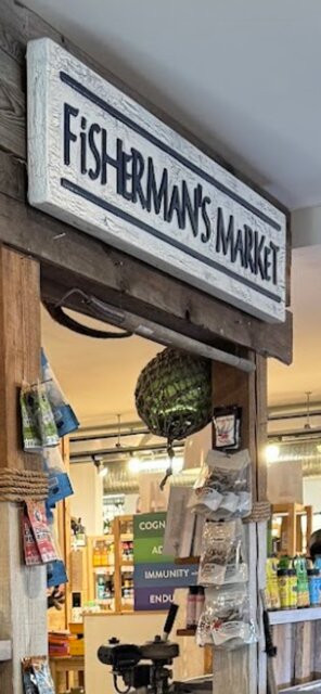 Gibsons Public Market-吉布森斯必去景点