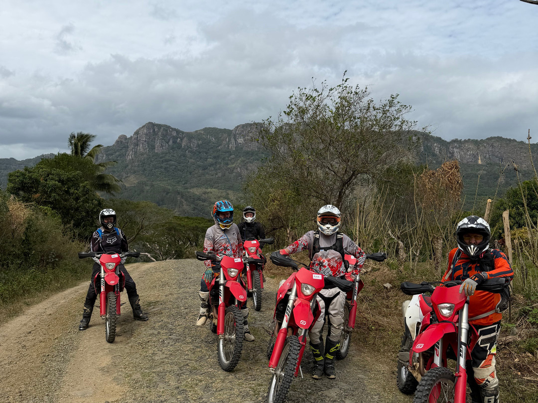 Mai Island Ride-Momi必去景点