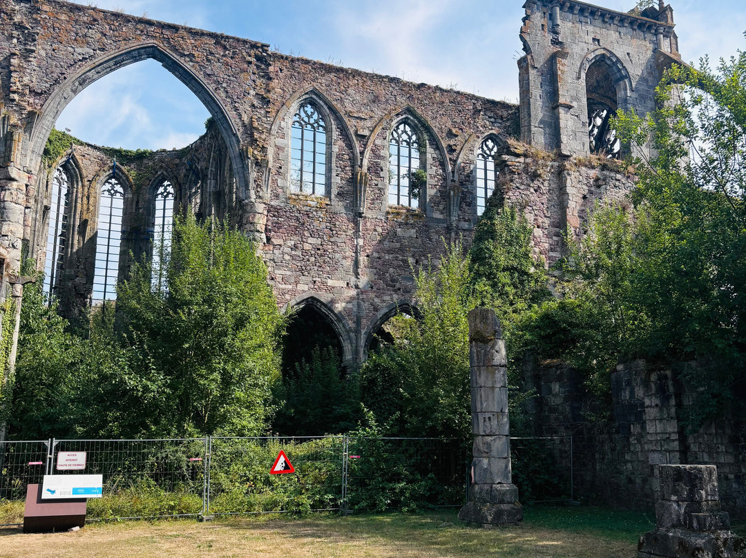 Abbaye d'Aulne-Thuin必去景点