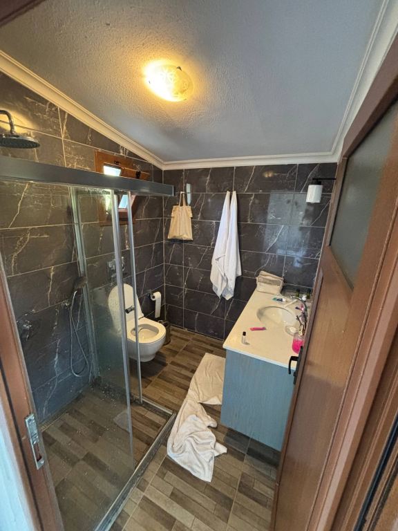 Kayaköy Piramit Butik Otel-浴室