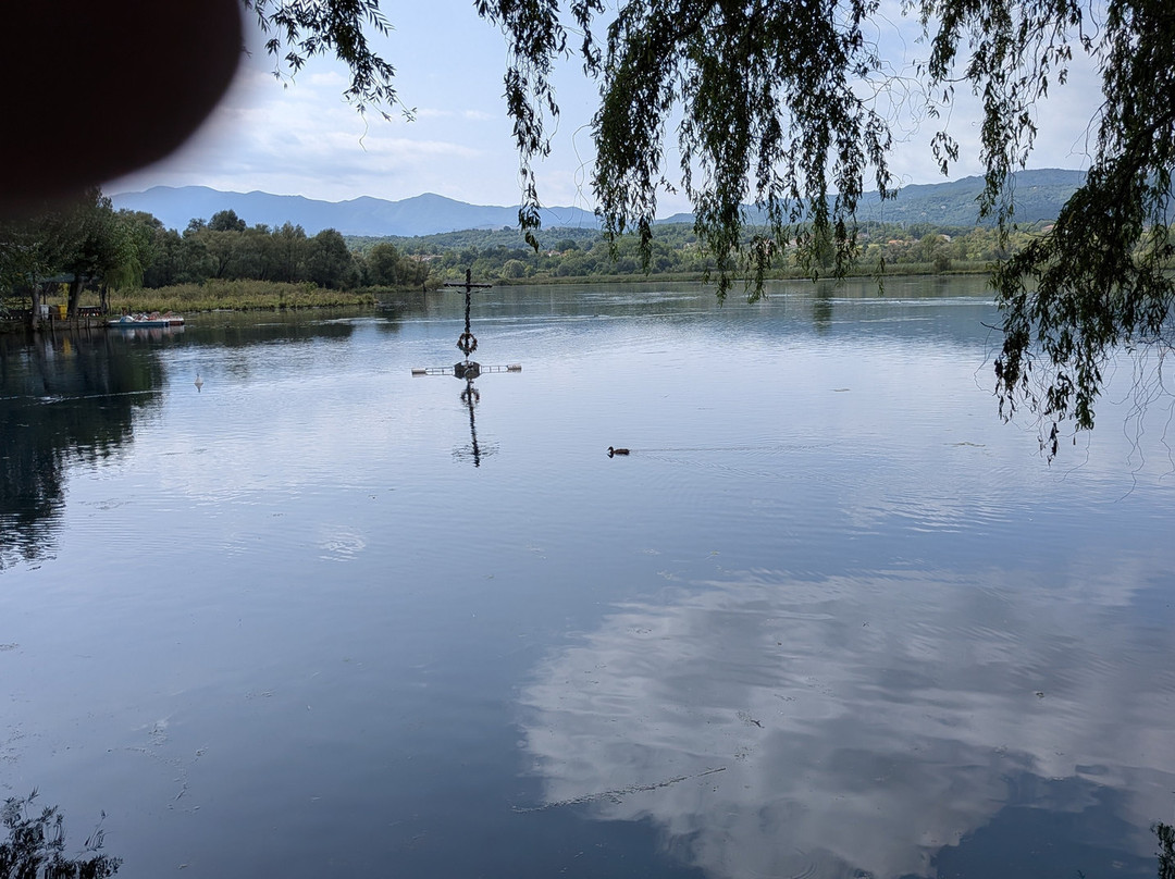Lago di Posta Fibreno-Posta Fibreno必去景点