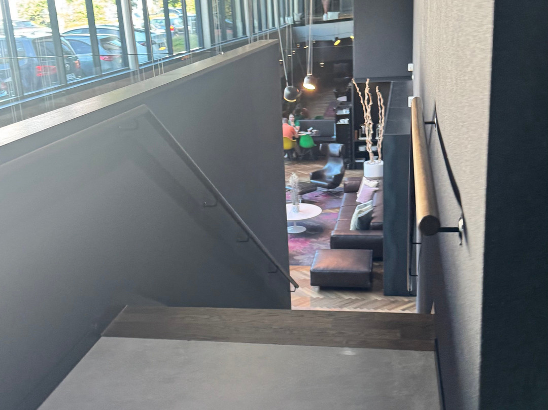 瑞姆瑞齐酒店主图