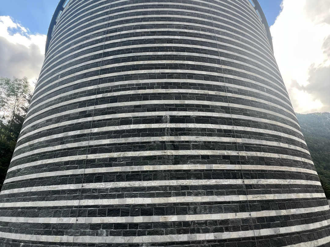 La Chiesa Di San Giovanni Battista-Mogno必去景点