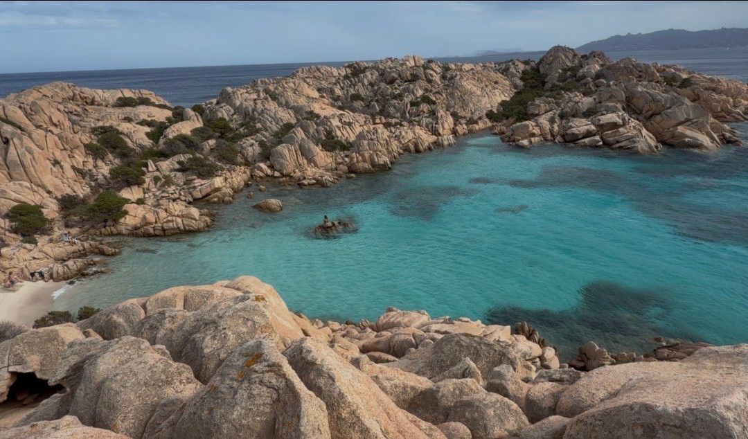 Spiaggia di Cala Coticcio-拉马达莱娜必去景点