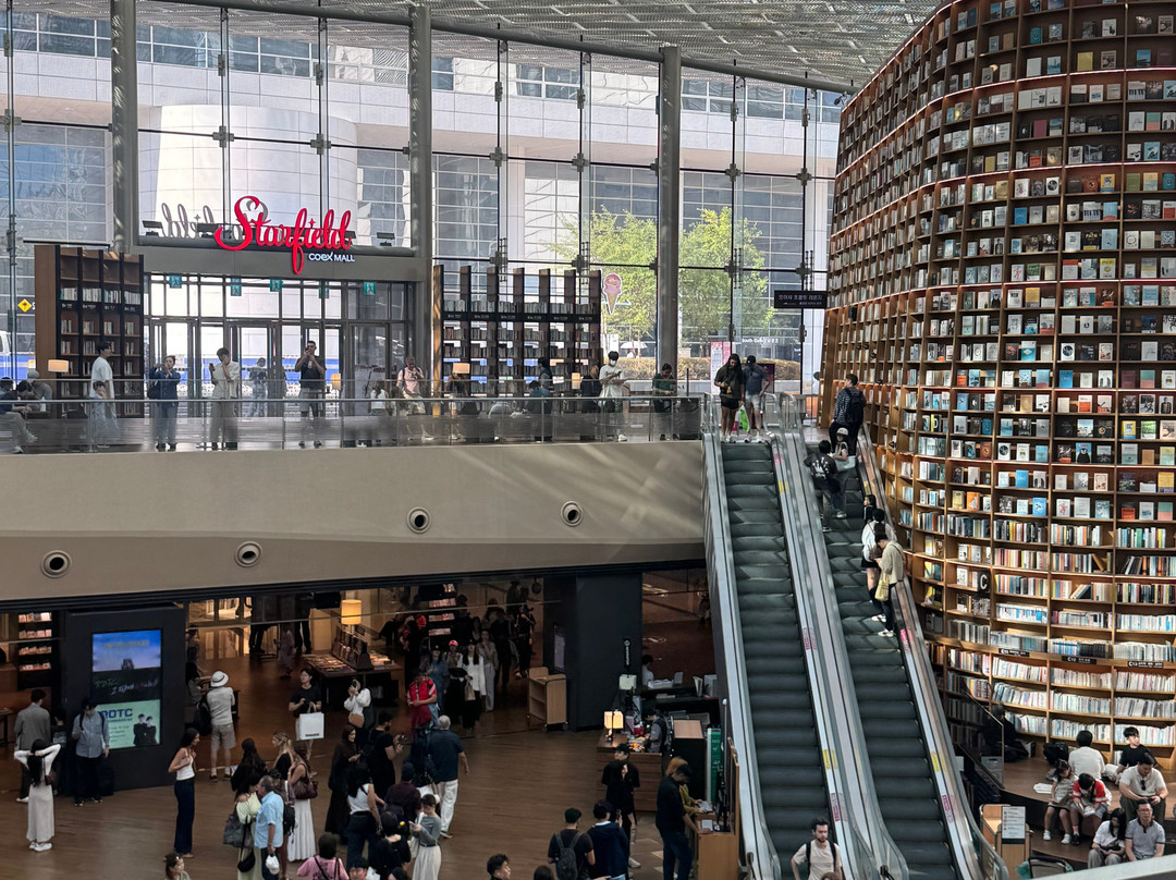 Starfield Library-首尔必去景点