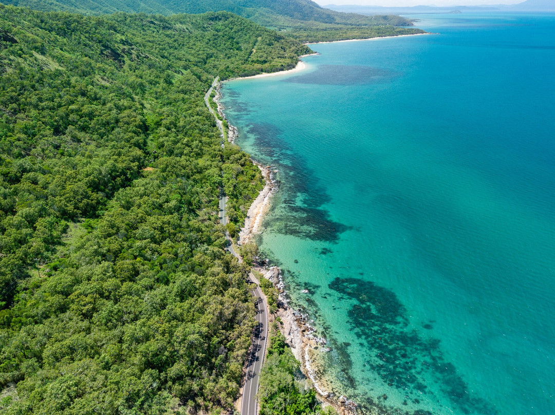 Prima Port Douglas Transfers