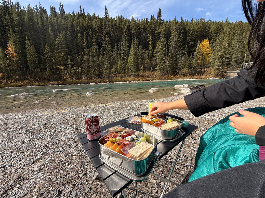 Canadian Rockies Experience-坎莫尔必去景点