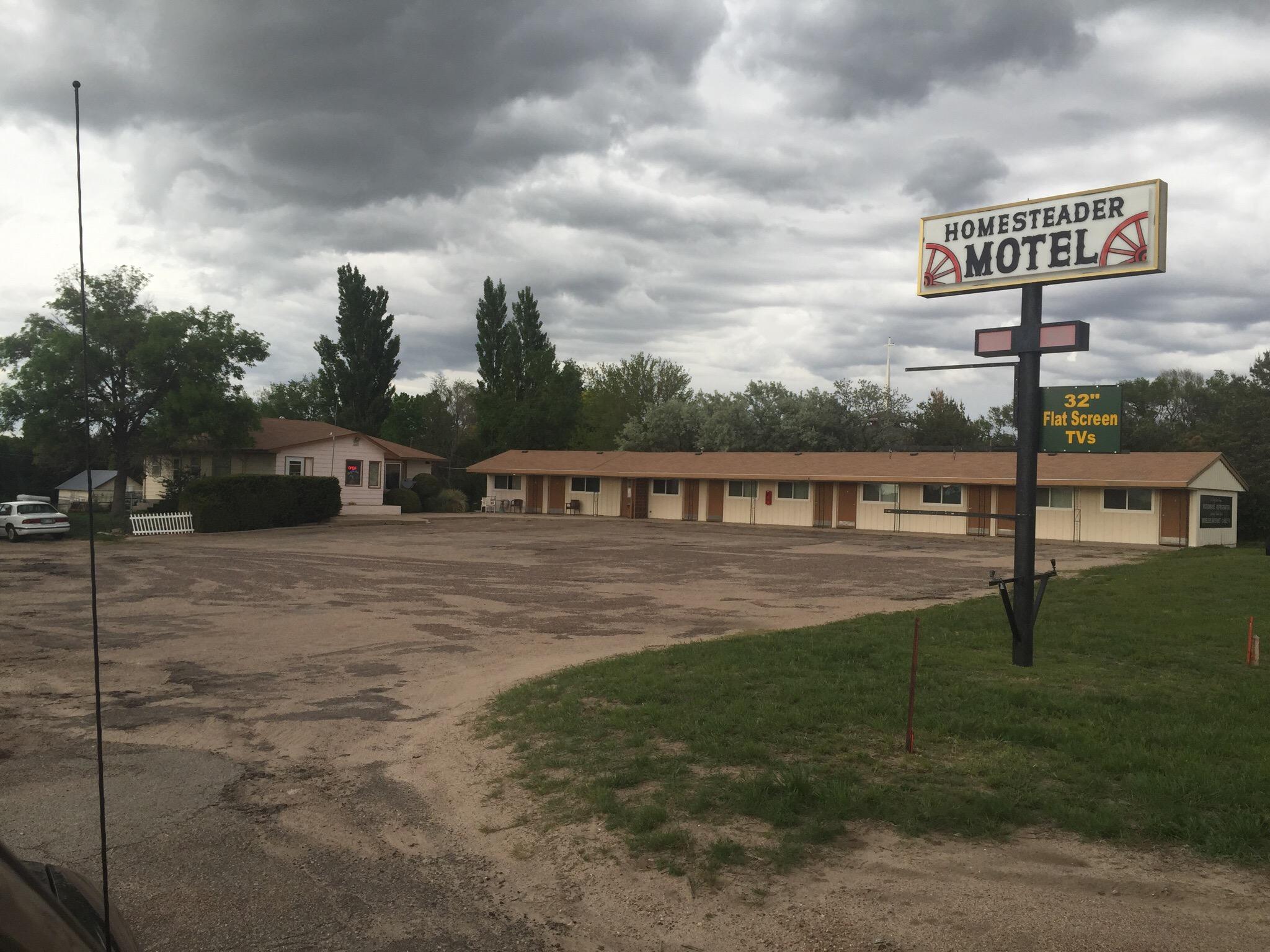 Homesteader Motel-客卧