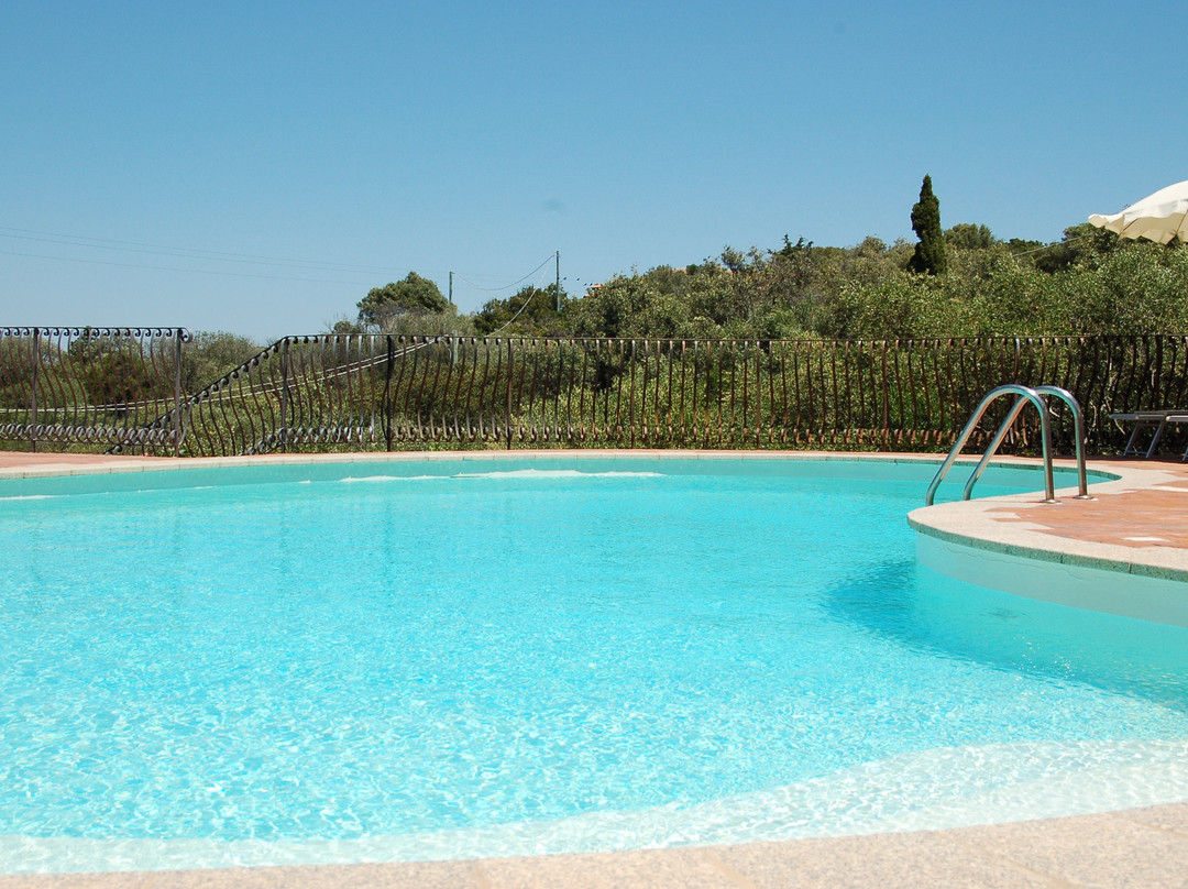 Hotel Li Graniti