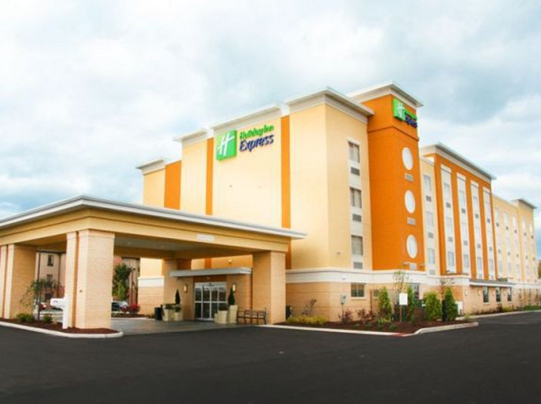 Holiday Inn Express Toledo North By IHG主图