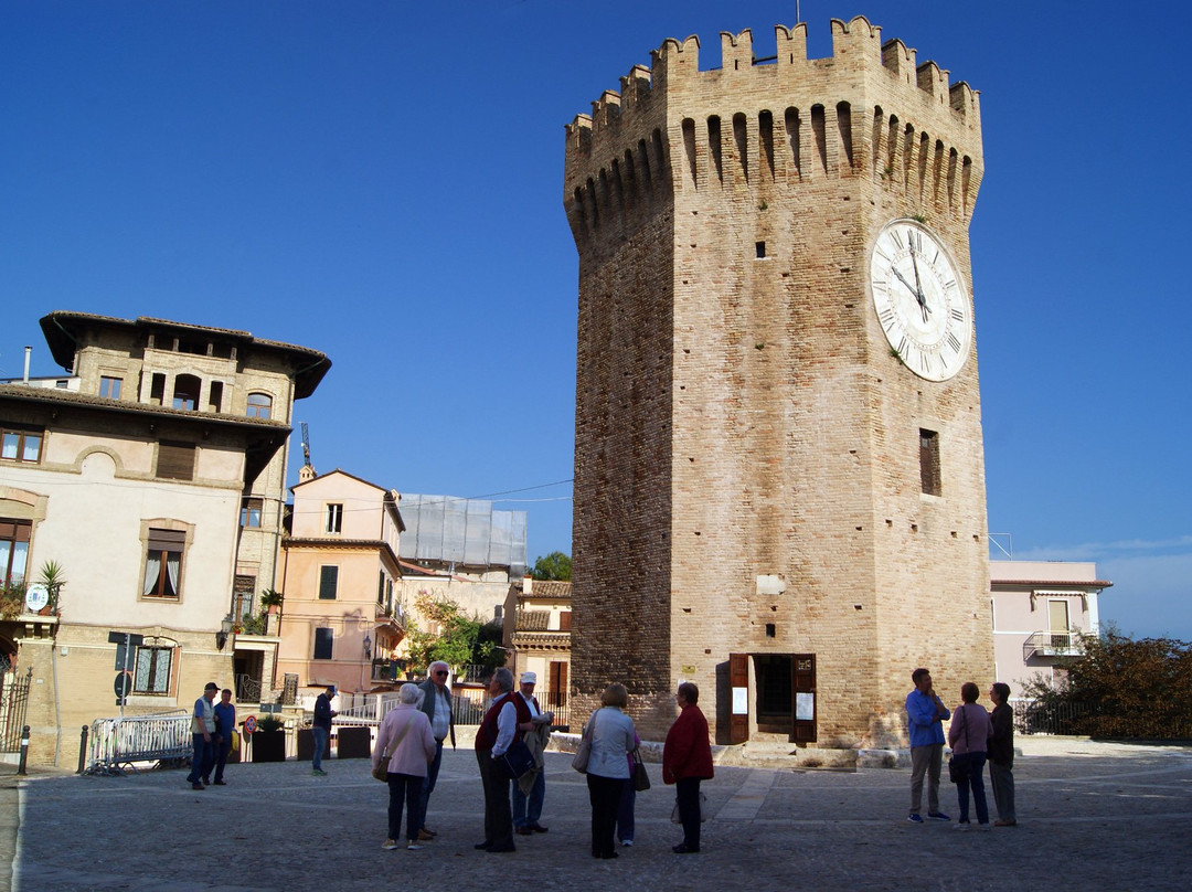 Torre dei Gualtieri景点图片