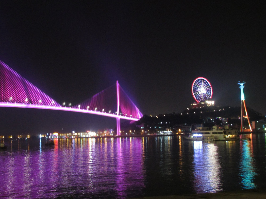 Bai Chai Bridge景点图片