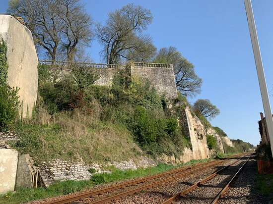 Château de Taillebourg景点图片