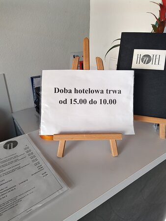 Hotel77主图