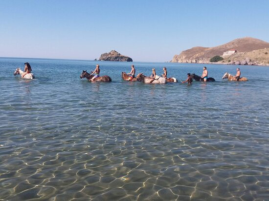 Hefaistos Estate-Paralia Thanous必去景点