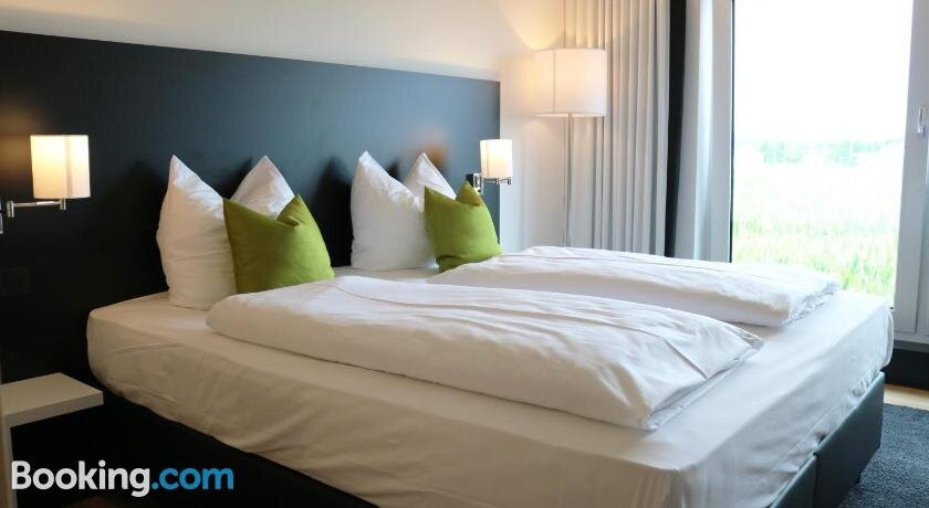 Ill Hotel主图