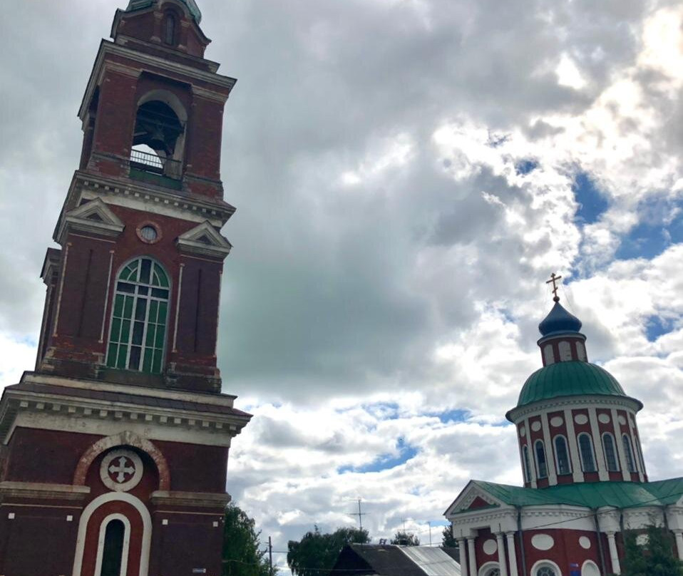 Nikity Velikomuchenika Church景点图片