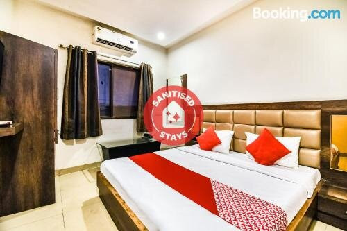 OYO 41690 Hotel Center Point