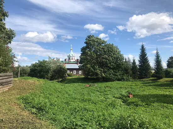 Staroladozhskiy Svyato-Uspenskiy Devichiy Monastery景点图片