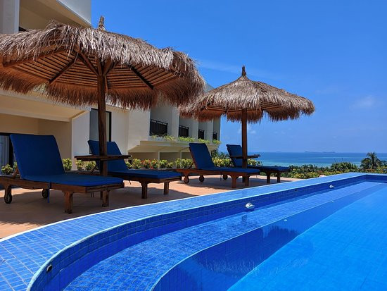 The Happinezz Hills Hotel主图