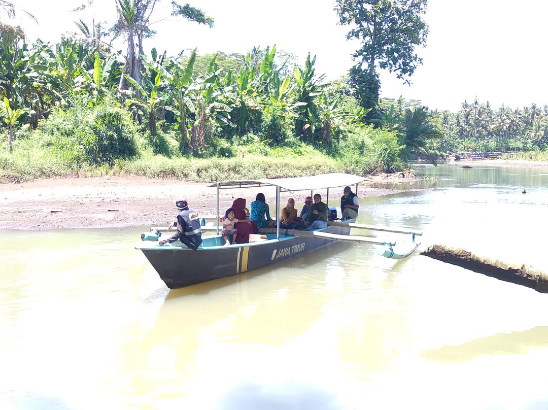 Pantai Kedung Derus-Krajan必去景点