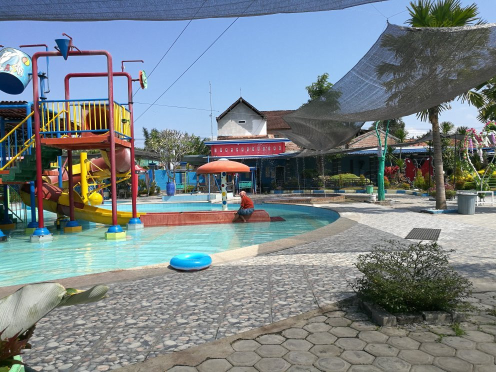 Splash Waterpark Tulungagung景点图片