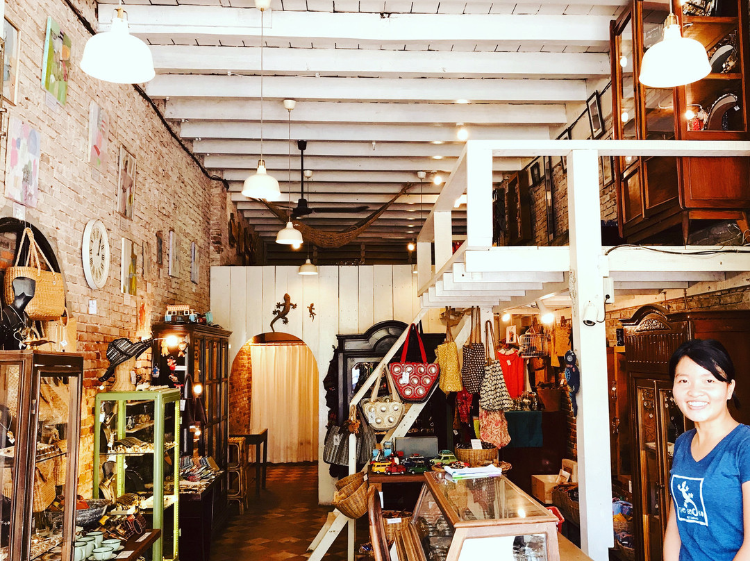 The Gecko Battambang (Jewery & Souvenir)-马德望必去景点