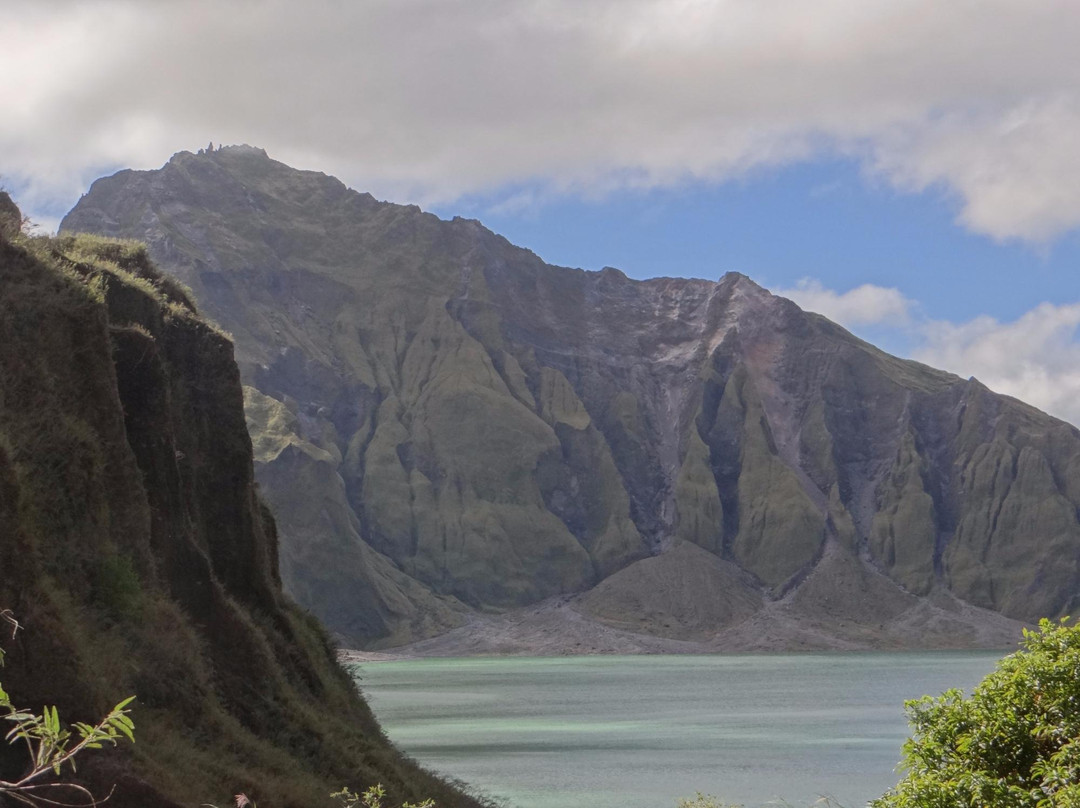 Old Boot Travel Tours - The Pinatubo Hike景点图片