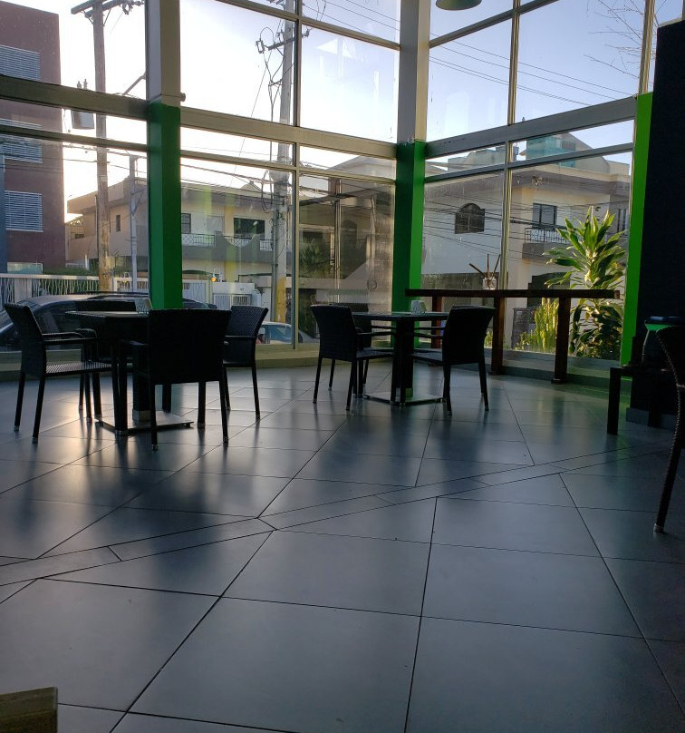 Greenlife Nutrition Club-拉罗马纳必去景点