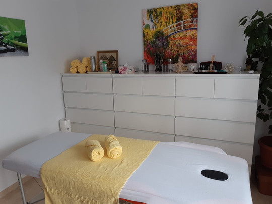 Hhm Masaj - Healing Hands Massage-Mosnita Noua必去景点