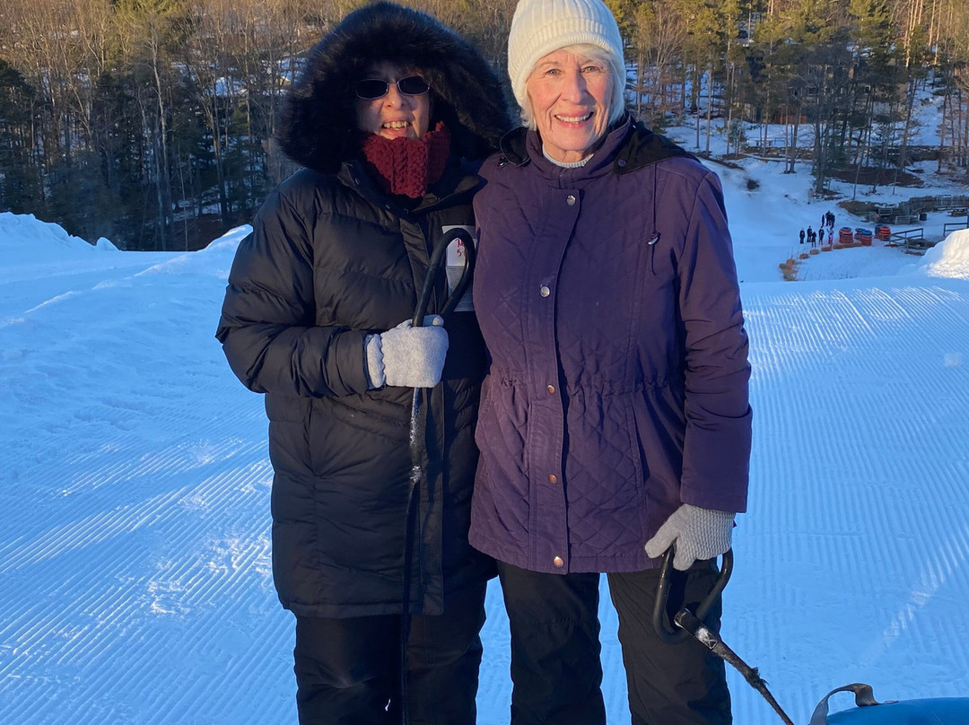 Mt. Holiday Ski Resort景点图片