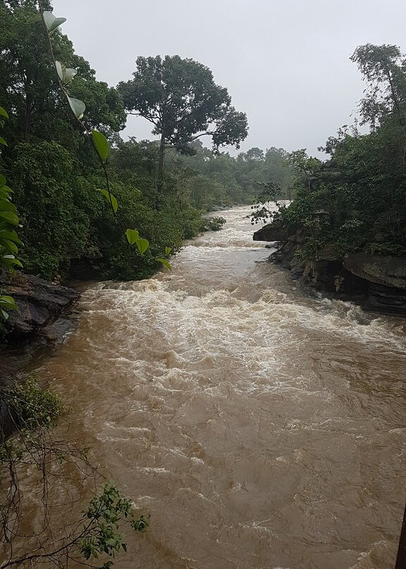 Huai Chan Waterfall-坤汉必去景点