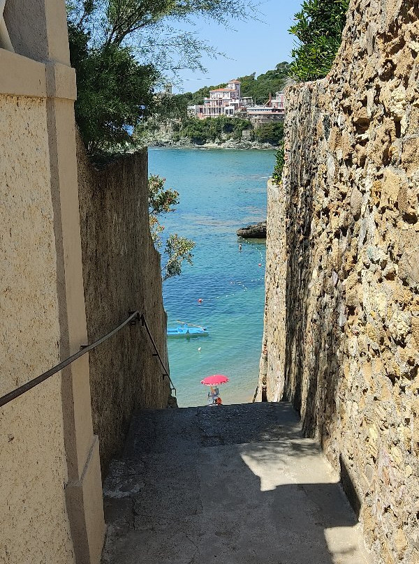 Baia del Quercetano景点图片