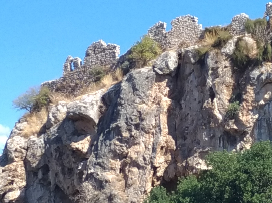 Becin Castle景点图片