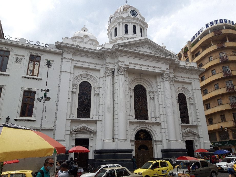 Plaza de Caicedo-卡利必去景点
