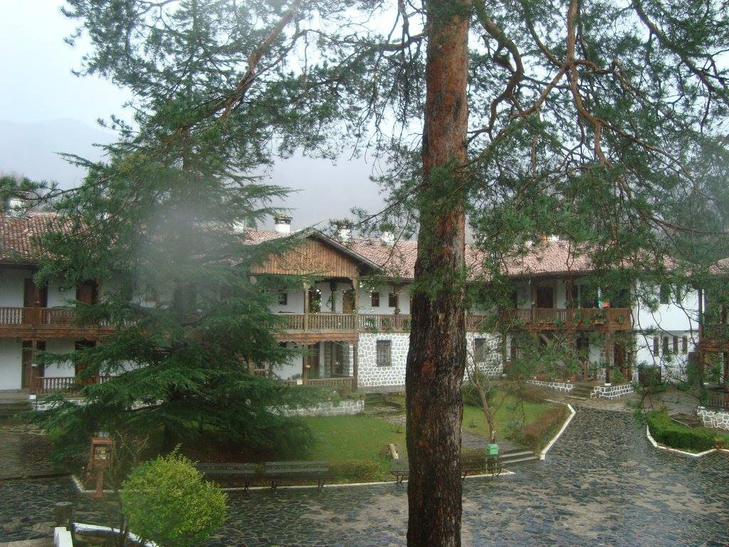 Klisurski Monastery景点图片