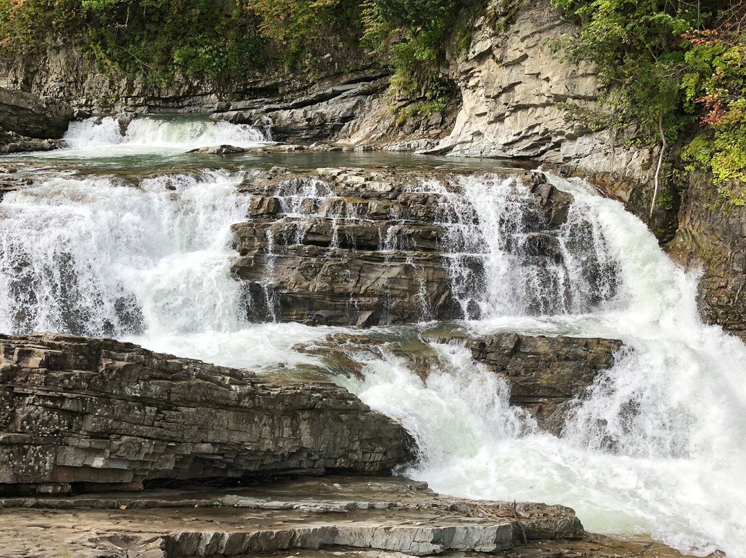 Sandan Falls-芦别市必去景点