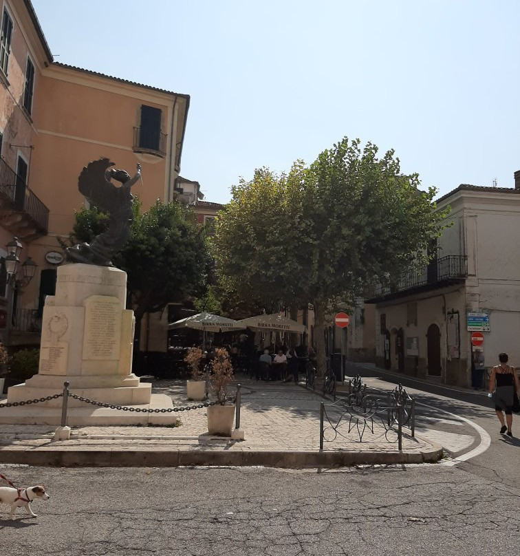 Monumento ai caduti in guerra景点图片
